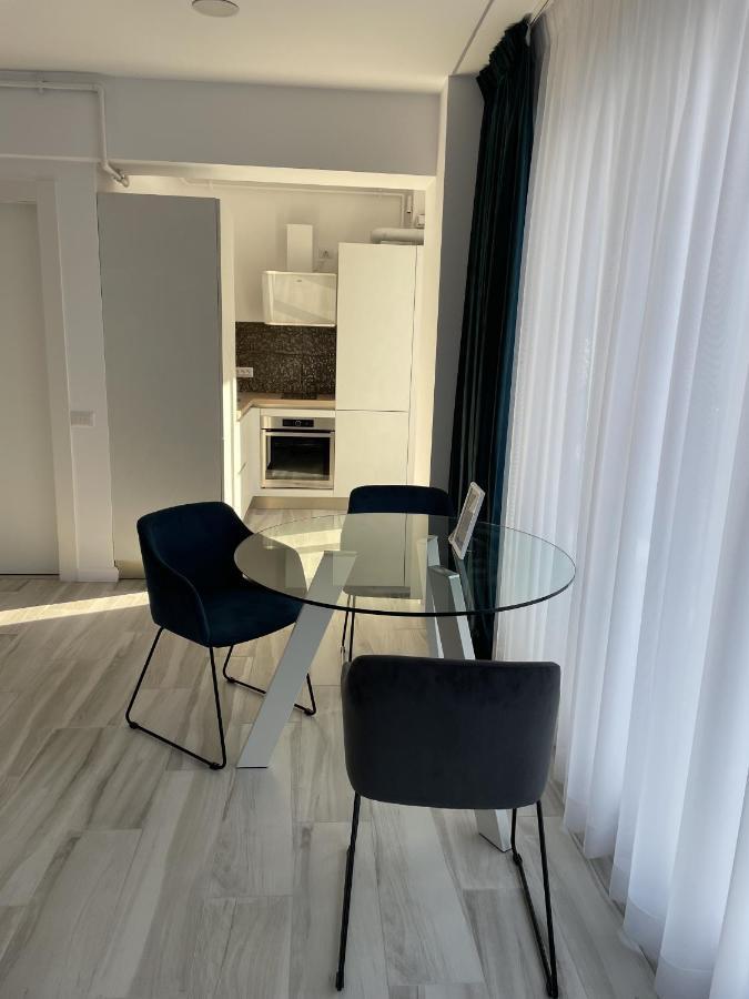 Avg By The Sea - Bel Air Apartments Mamaia Nord 外观 照片